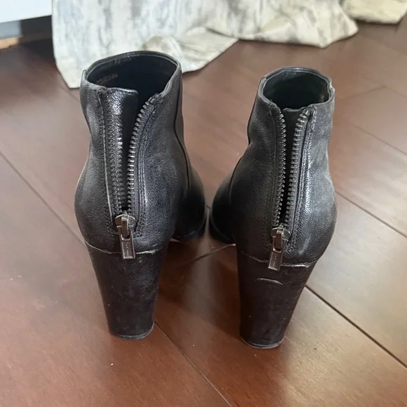 Cole Haan Black Chelsea Ankle Boots with Block Heel Size 9.5 - Picture 3 of 5